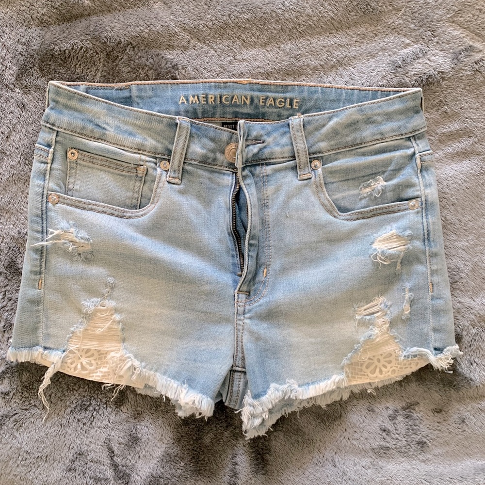 American eagle high waisted booty shorts